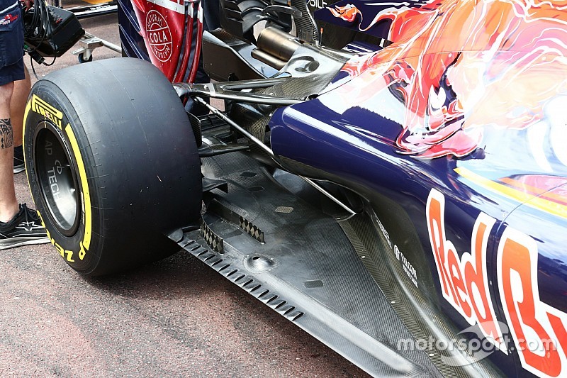 Технічний брифінг: «Сідало мавпи» та днище Toro Rosso