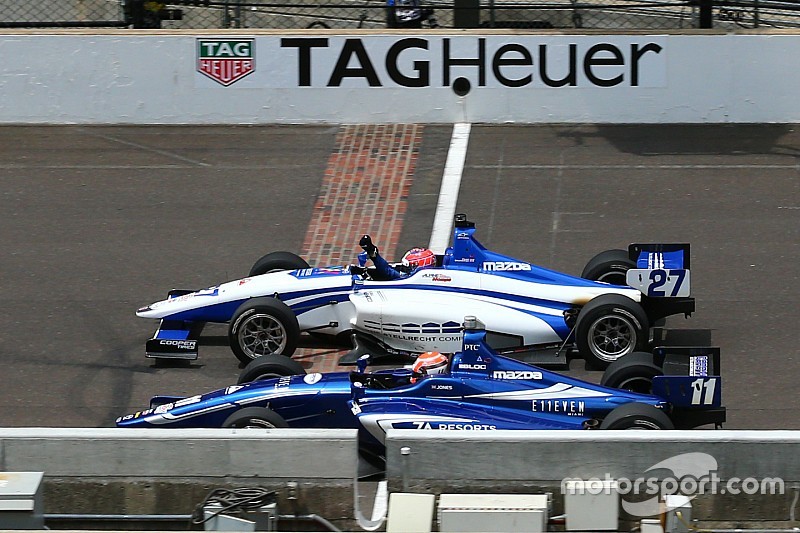 Gallery: che arrivo ad Indy, Dean Stoneman vince di soli 0