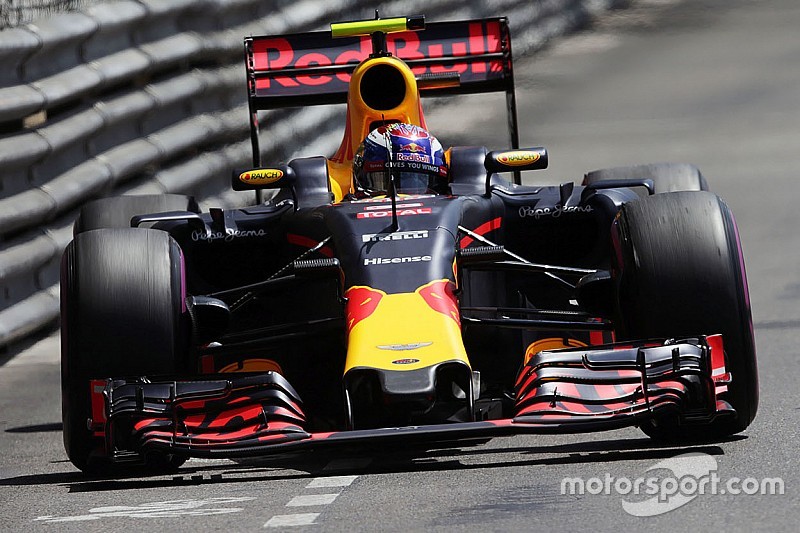 Ufficiale: Red Bull e Toro Rosso correranno con i V6 Renault fino al 2018