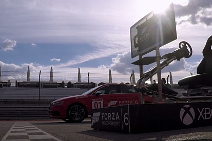 Ez nagyon király! A világ leggyorsabb forza gamere a háromszoros Le Mans-győztes ellen