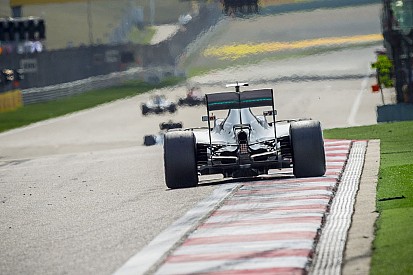 Rosberg 133 kör óta áll az élen: Hamilton sehol…