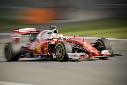 Vettel 5 helyes rajtbüntetést kap az Orosz Nagydíjra - hivatalos
