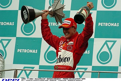 Schumacher-és Ferrari-győzelem ezen a napon a Forma-1-ben: 2004
