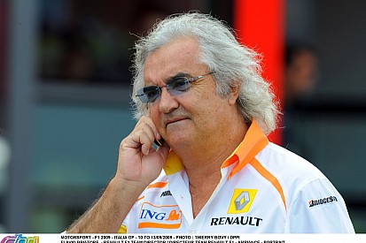 Briatore: „Ha akarnám, már holnap ismét a Forma-1-ben lehetnék…”