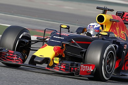 Barcelona – F1 2016: Kövesd élőben a második F1-es tesztnapot (LIVE)