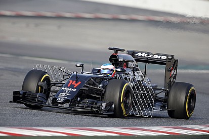 A 2017-es autóról csak egy hónap múlva döntenek, de a McLaren ötlete lehet a befutó!