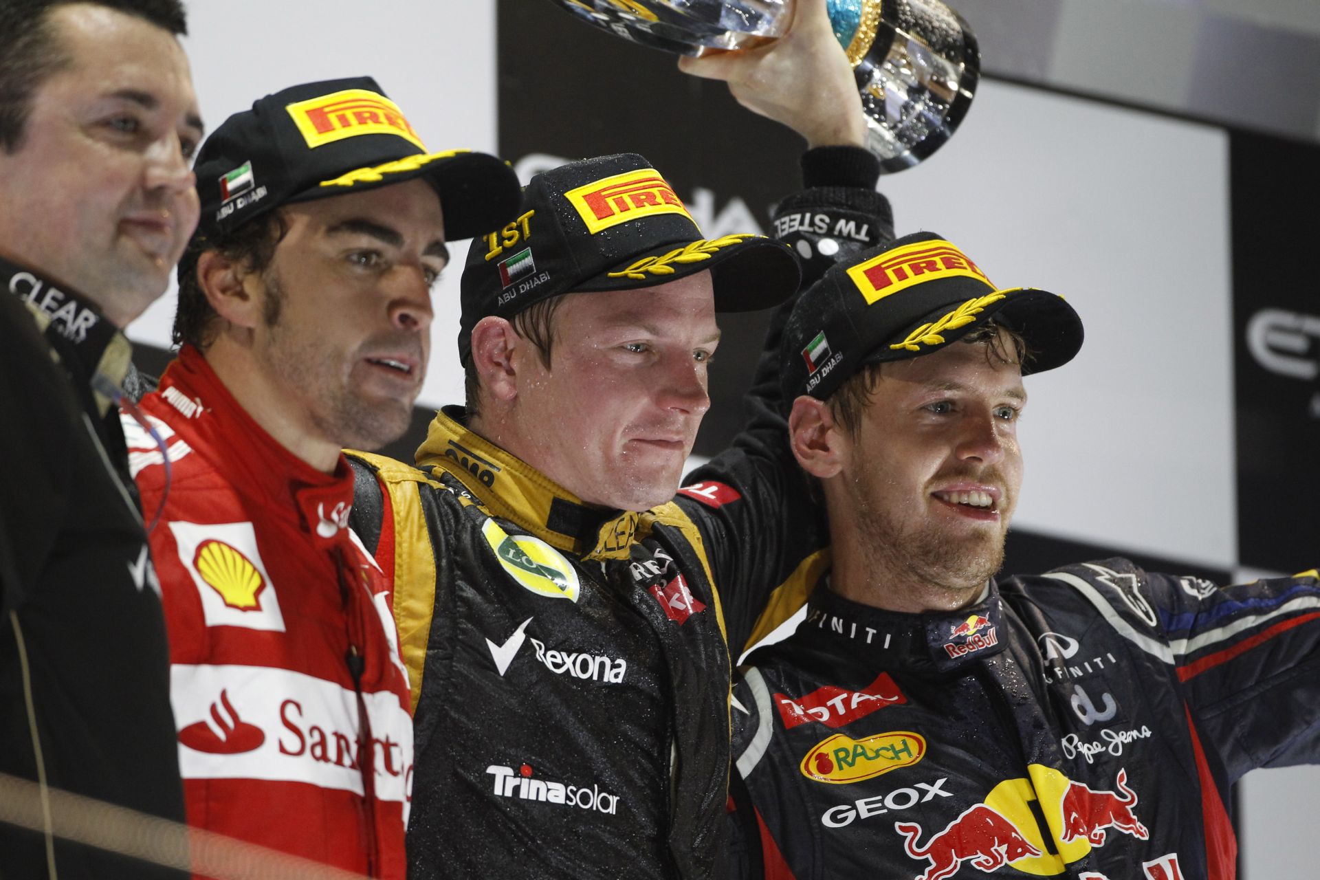 Nagy nap Raikkönen rajongóinak: győzelem Abu Dhabiban