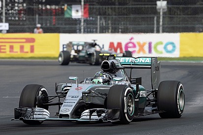 Hamilton elgondolkozhat azon, hogy most Rosberg a jobb!