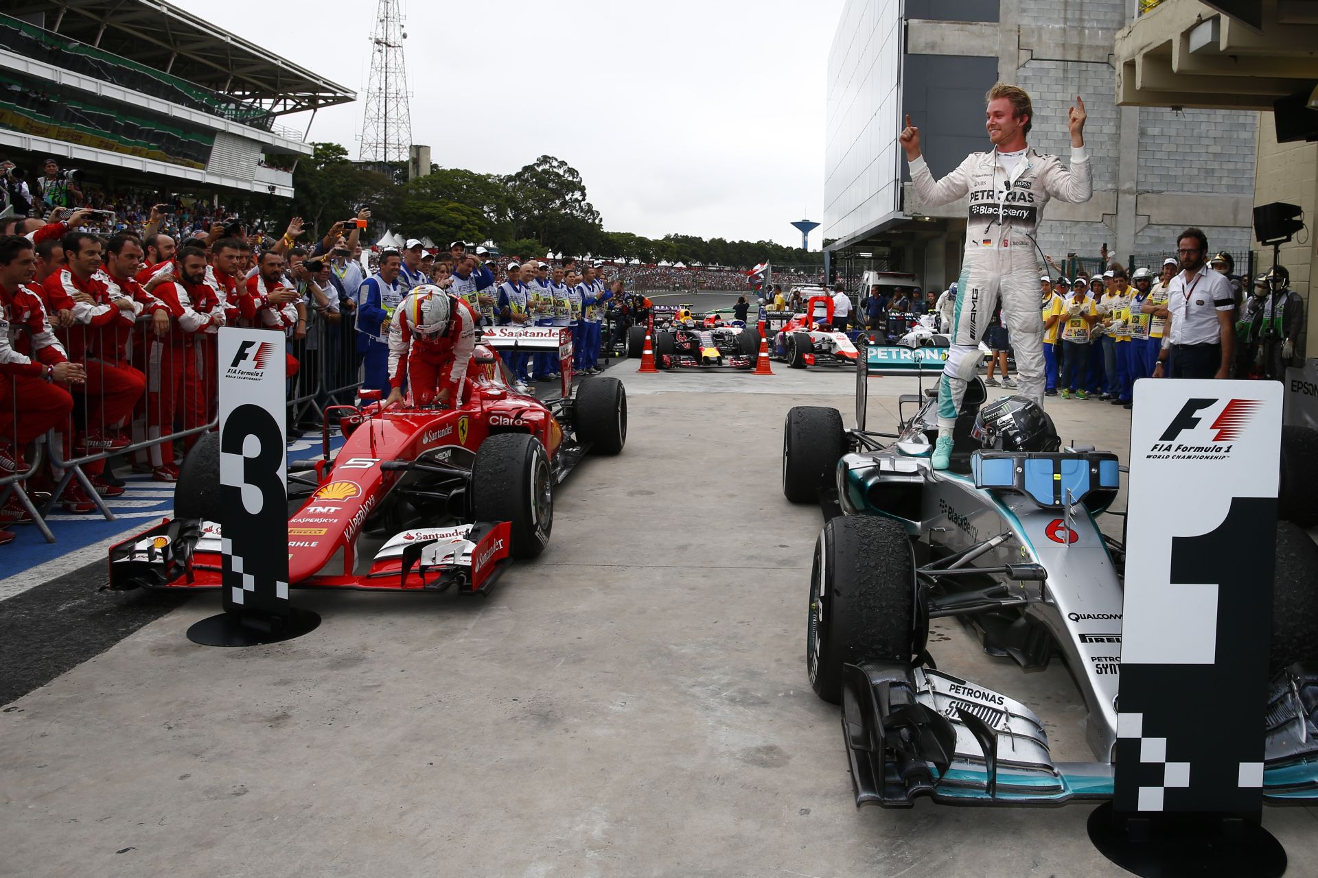Rosberg csúcsformában: ismét megvolt Hamilton