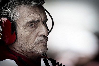 A Ferrari csapatfőnöke: „Levágom azt a kiba**ott fejedet!”