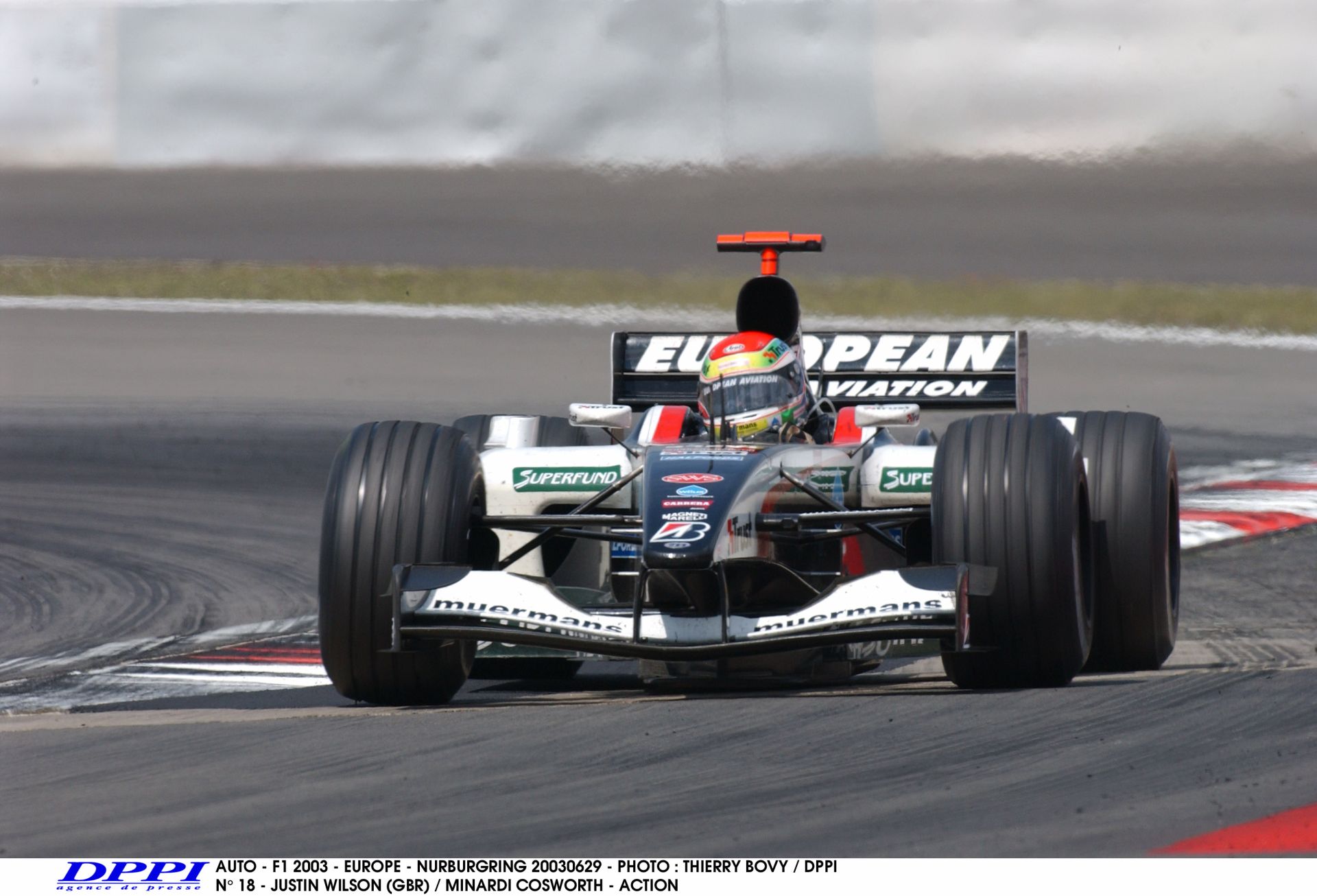 Képekben a nemrég elhunyt Justin Wilson F1-es karrierje