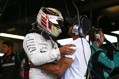 A Hamilton fivérek tökéletes példát mutatnak: ilyen az önzetlen testvéri szeretet