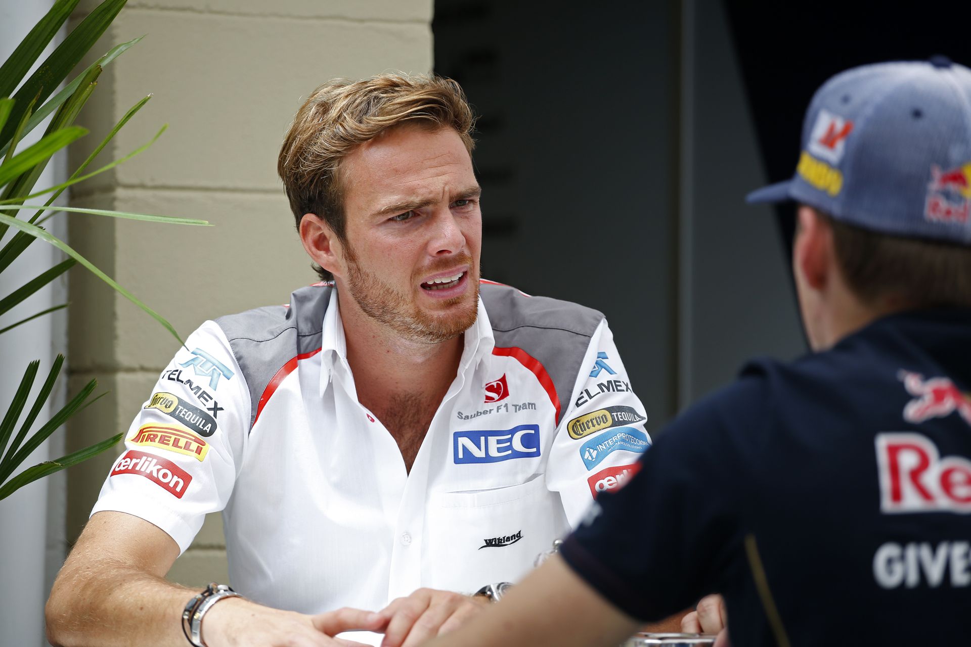 Van der Garde szerződése már az asztalon volt, amikor a Sauber hirtelen leszerződtette Nasrt