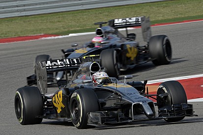 A Honda Buttont akarja Alonso mellé, de Dennis Magnussent preferálja: Konfliktus a McLarennél