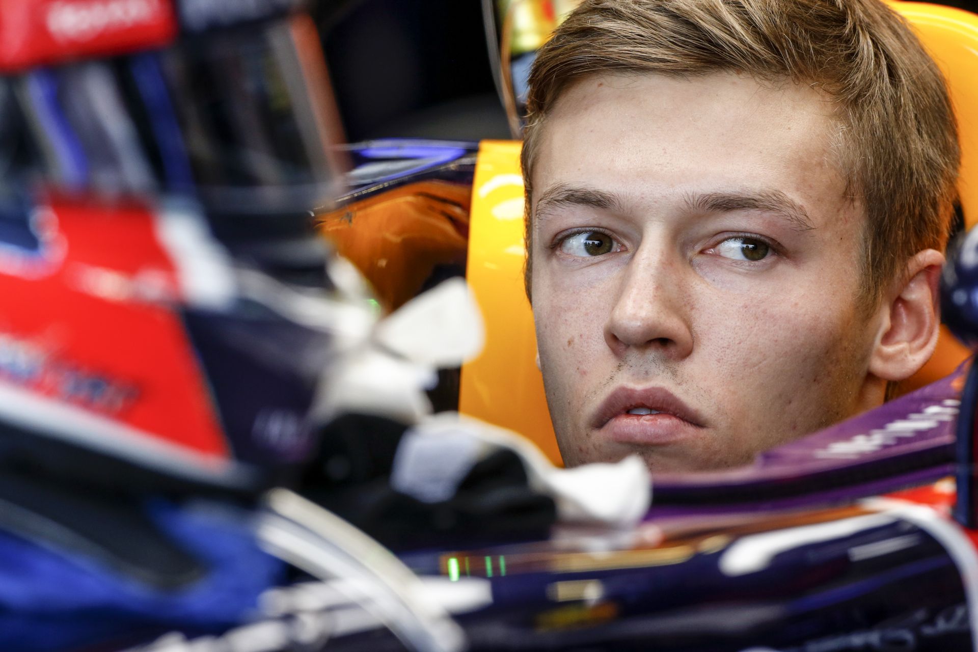 Kizárt, hogy a Red Bull leváltsa az orosz versenyzőjét és egy új pilótát hozzon Ricciardo mellé