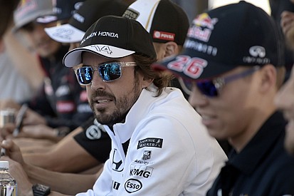 Alonso lát esélyt a pontszerzésre Kanadában a McLaren-Hondával