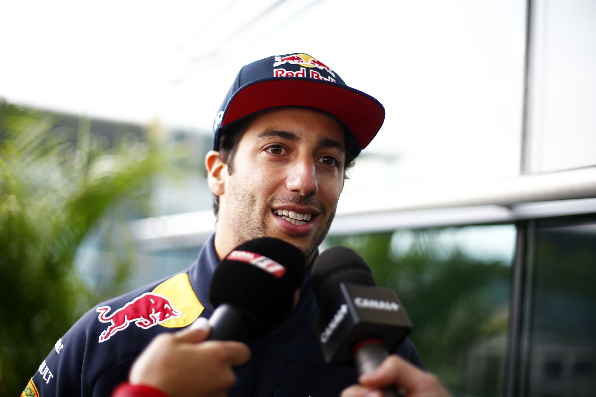Ricciardo kiakadt a Red Bullra: Ő is nyerni akar, ahogy Vettel a Ferrarival!
