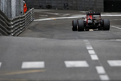A Renault-nak semmi köze a tegnapi eredményhez: a Red Bull megoldotta a karosszériát