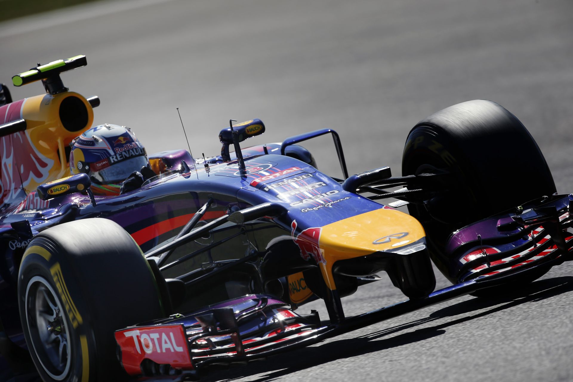 Kétszer annyit kereshet jövőre Ricciardo a Red Bullnál