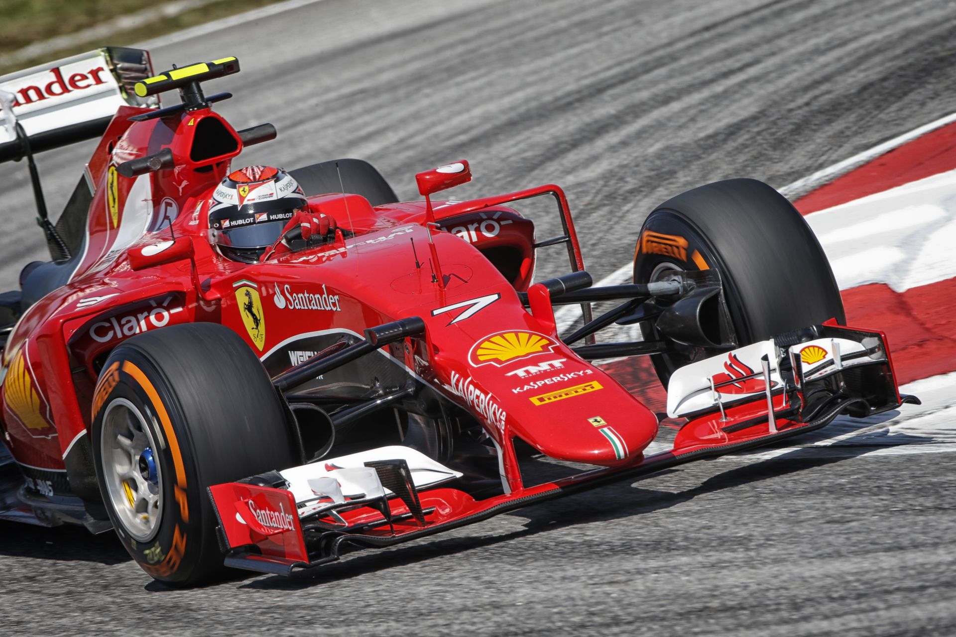 Häkkinen nem biztos benne, hogy a Ferrarinak Räikkönen a legjobb választás 2016-ra