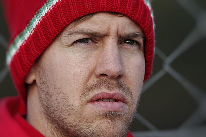 Vettel: Vicc, amit az FIA csinál a sisakfestés tilalmával…