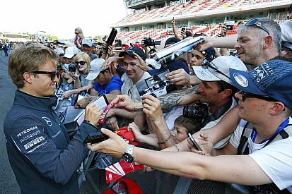 Rosberg: az új kipufogó kétszer olyan hangos, mint az eddig használt