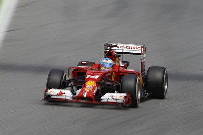 Alonso: Ha kiesnek előlünk páran, akkor lehet esélyünk a dobogóra