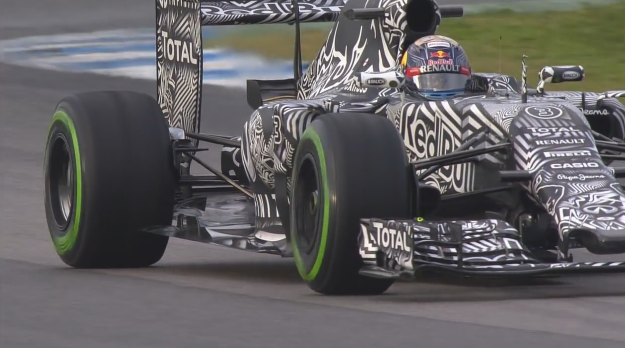 Bukta van, mert ez a nap F1-es felvétele Jerezből: Red Bull RB11 – Ricciardóval