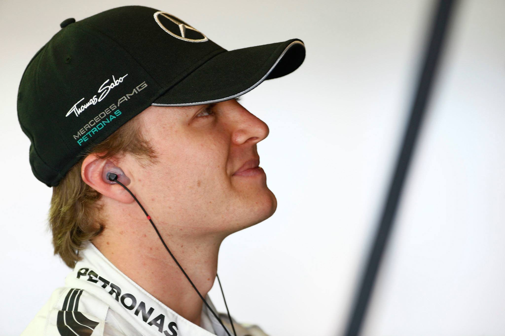 Rosberg volt a leggyorsabb az időmérő előtt, 5 helyes rajtbüntetést kapott a Williams