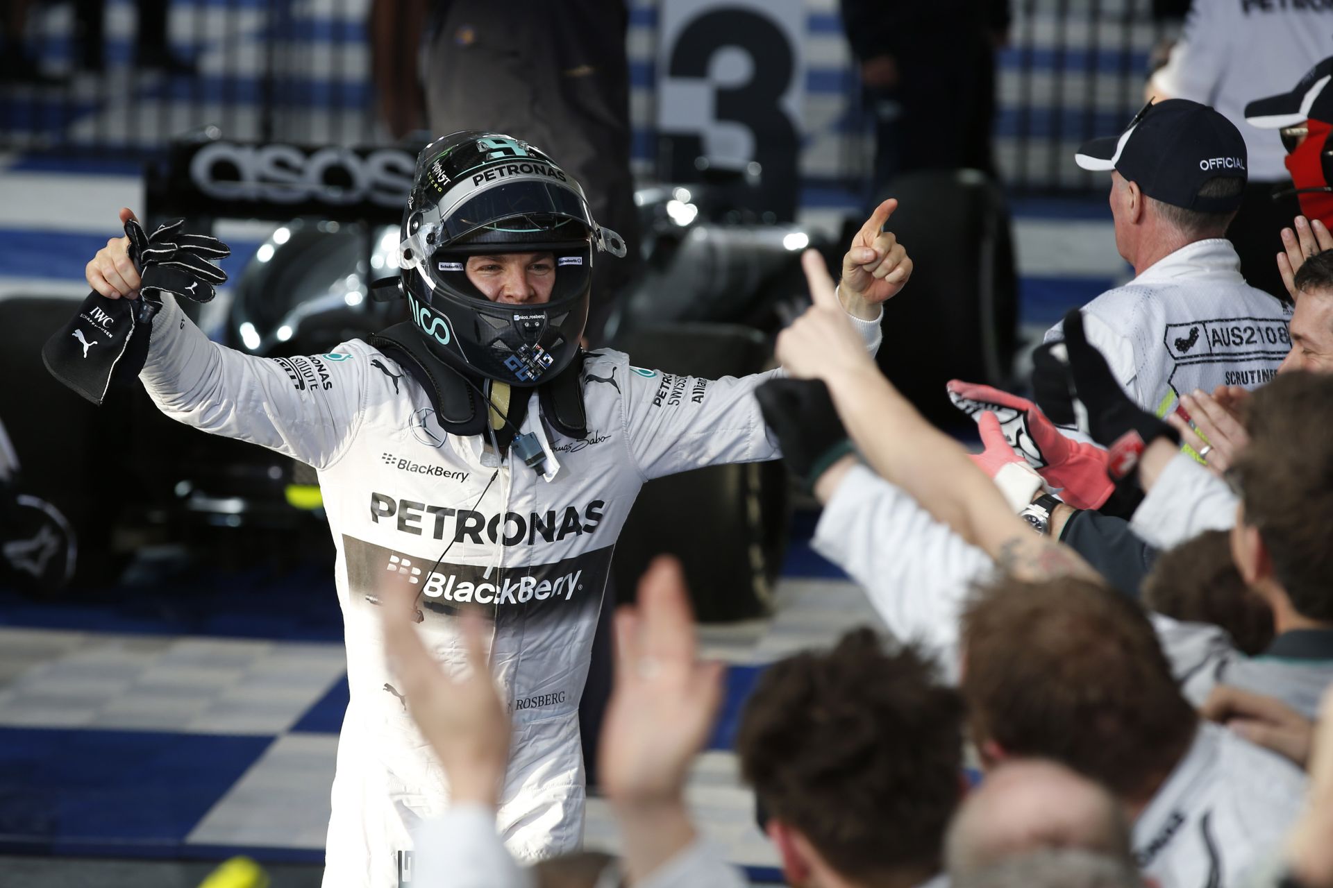 Rosberg folytatná a jó sorozatot a Mercedesszel