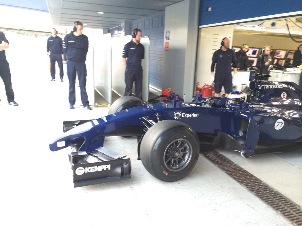 A Williams is megmutatta magát Jerezben: Képen az FW36