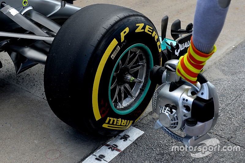 Nieuwe methoden om F1-bandendruk te meten nog niet gereed