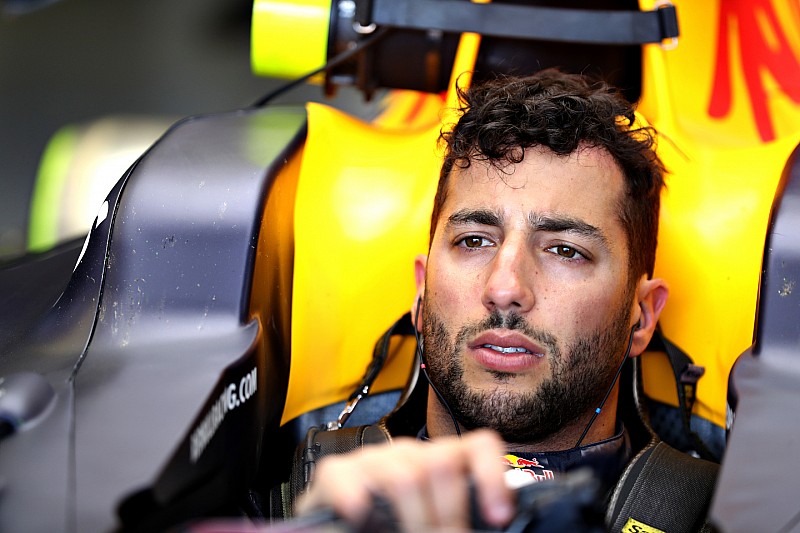 Ricciardo spera che Marko si sbagli sul gap della Red Bull a Baku