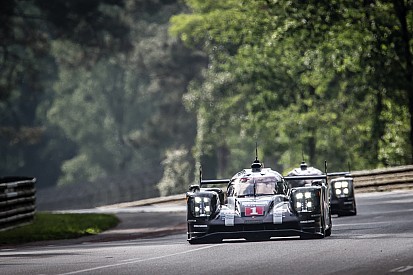 Webber aan de leiding na eerste vier uur in Le Mans