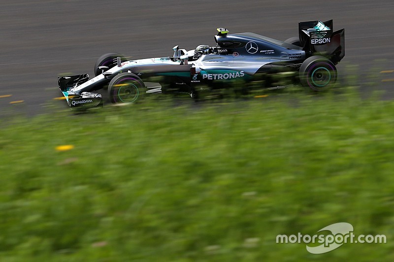 EL2 - Mercedes malgré la pluie ; étrange sortie de Vettel