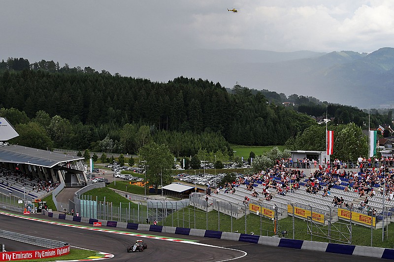 Sergio Pérez, afectado por la lluvia en Austria