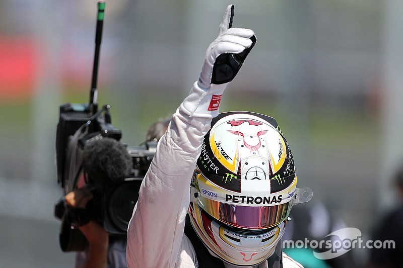 Hamilton na touché met Rosberg: