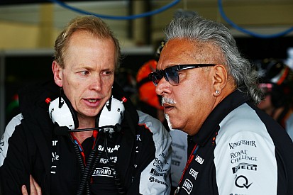 Бос Force India повернувся в паддок Ф1, незважаючи на обмеження в пересуванні