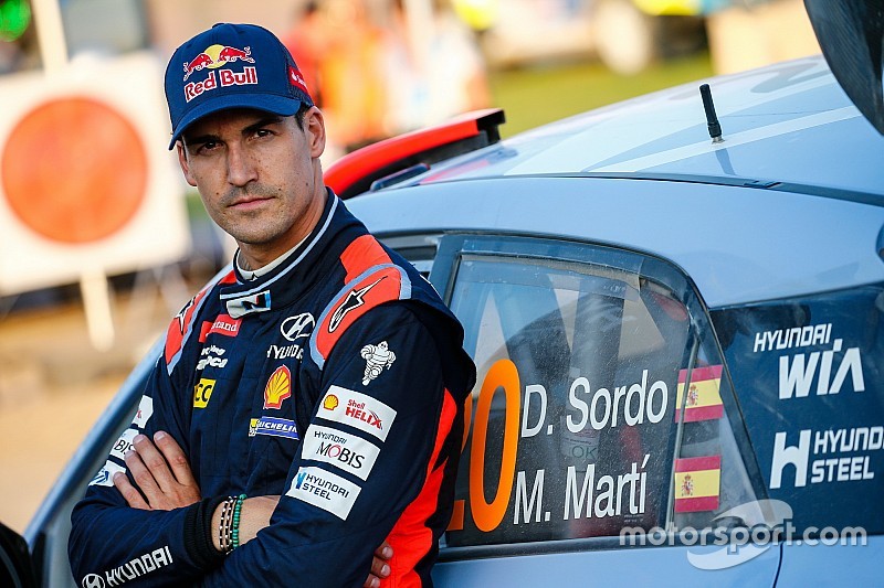 Dani Sordo abandona el hospital con una vértebra fracturada