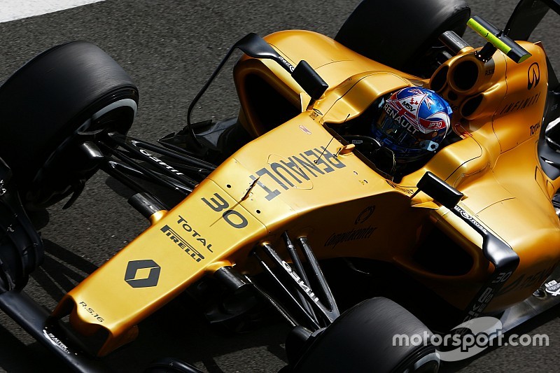 La Renault blocca lo sviluppo della monoposto 2016