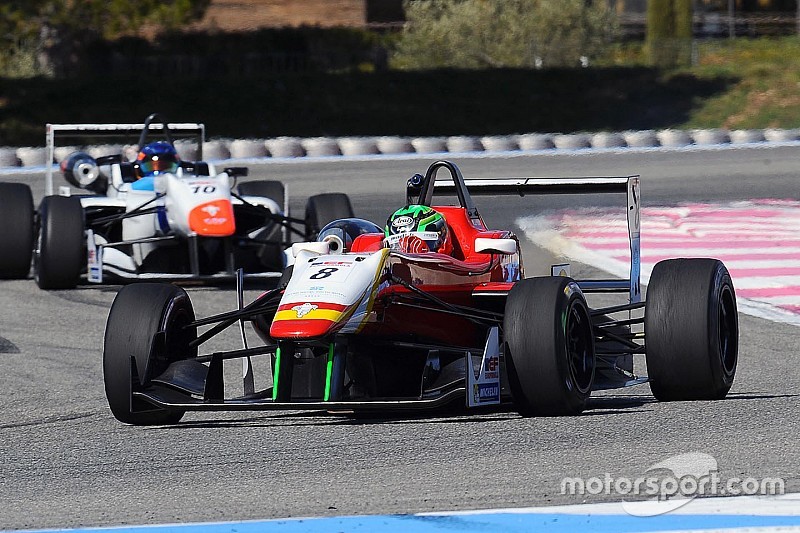 Pulcini inarrestabile, trionfa in Gara 1 a Silverstone