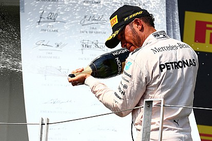 Hamilton supera a Schumacher en victorias en Hungría