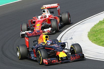 Doelstelling Red Bull: "In de zomerpauze boven Ferrari staan"