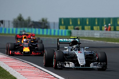 Red Bull se queja del motor Renault