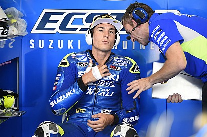Espargaró: “Tendría que estar tres semanas parado, pero voy a intentarlo”