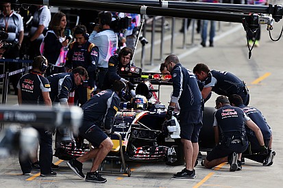 Toro Rosso нарушила комендантский час в пятницу