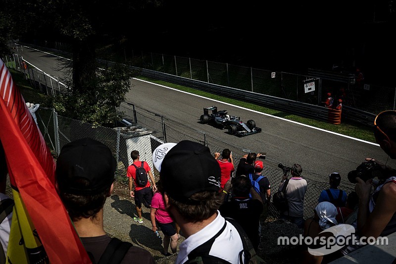 Topshots: Startgrid voor de Italiaanse GP in Monza