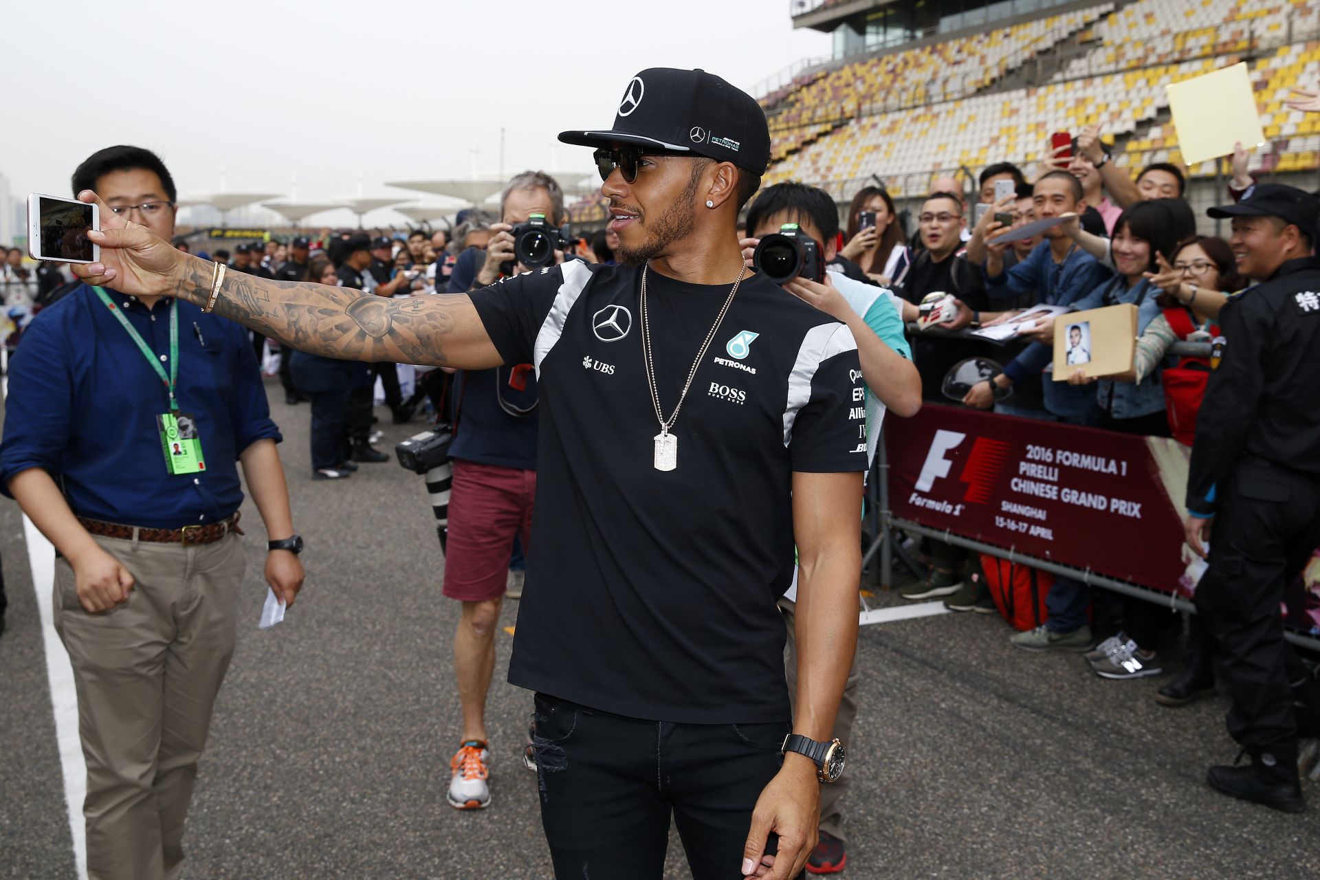 Hamilton és édesanyja gálán: TIME100