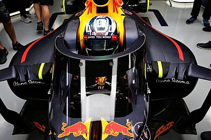 Kihozták a fényre a Red Bull félig fedett pilótafülkéjét Szocsiban