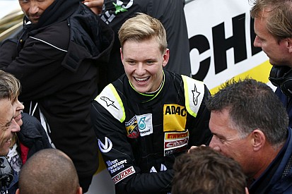 Mick Schumacher hétvégi termése: szép munka!